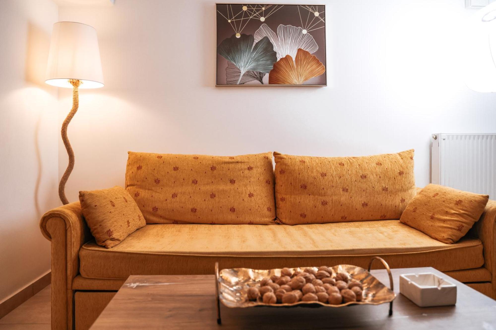 Archontiko Frideriki Luxury Apartments คีออส ภายนอก รูปภาพ