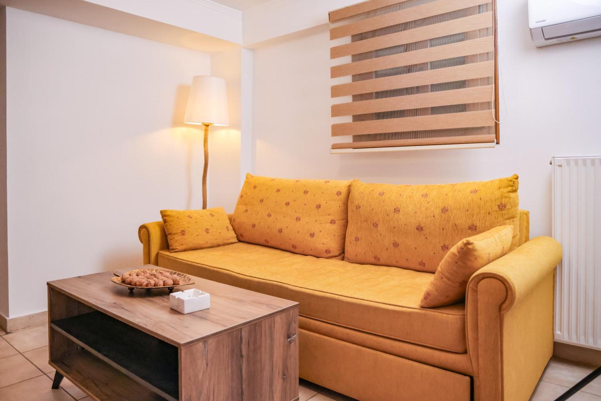 Archontiko Frideriki Luxury Apartments คีออส ภายนอก รูปภาพ